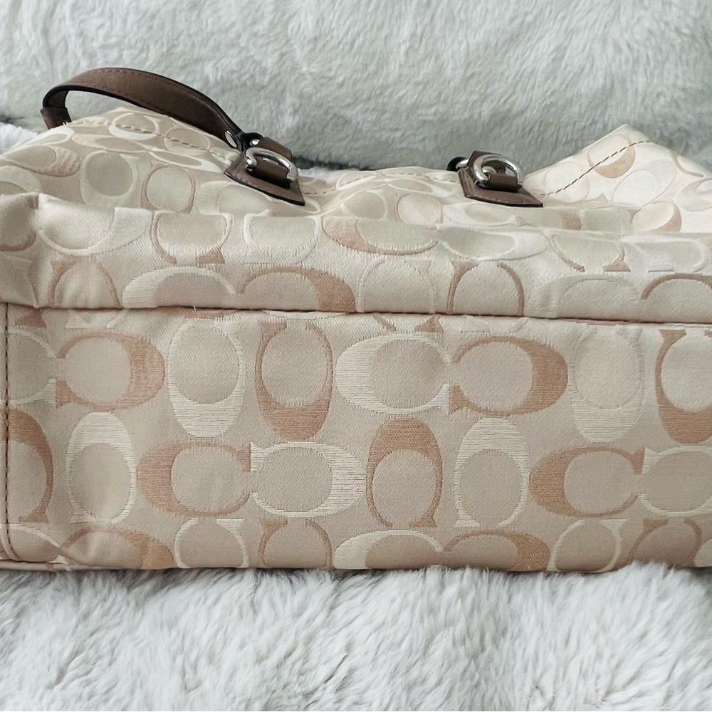 Coach Tan and Brown Shoulder Bag - Picture 5 of 5